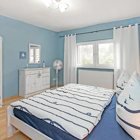 Apartment Mirow Ot