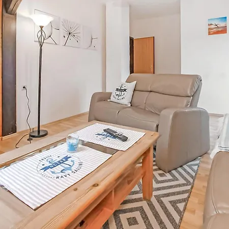 Apartment Mirow Ot *